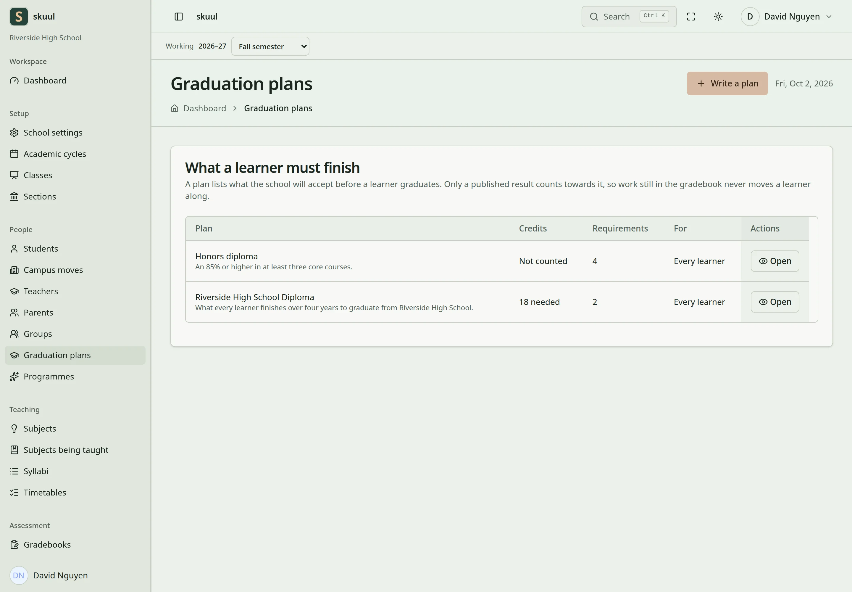 Two graduation plans show their credits, requirement count, and who they apply to.